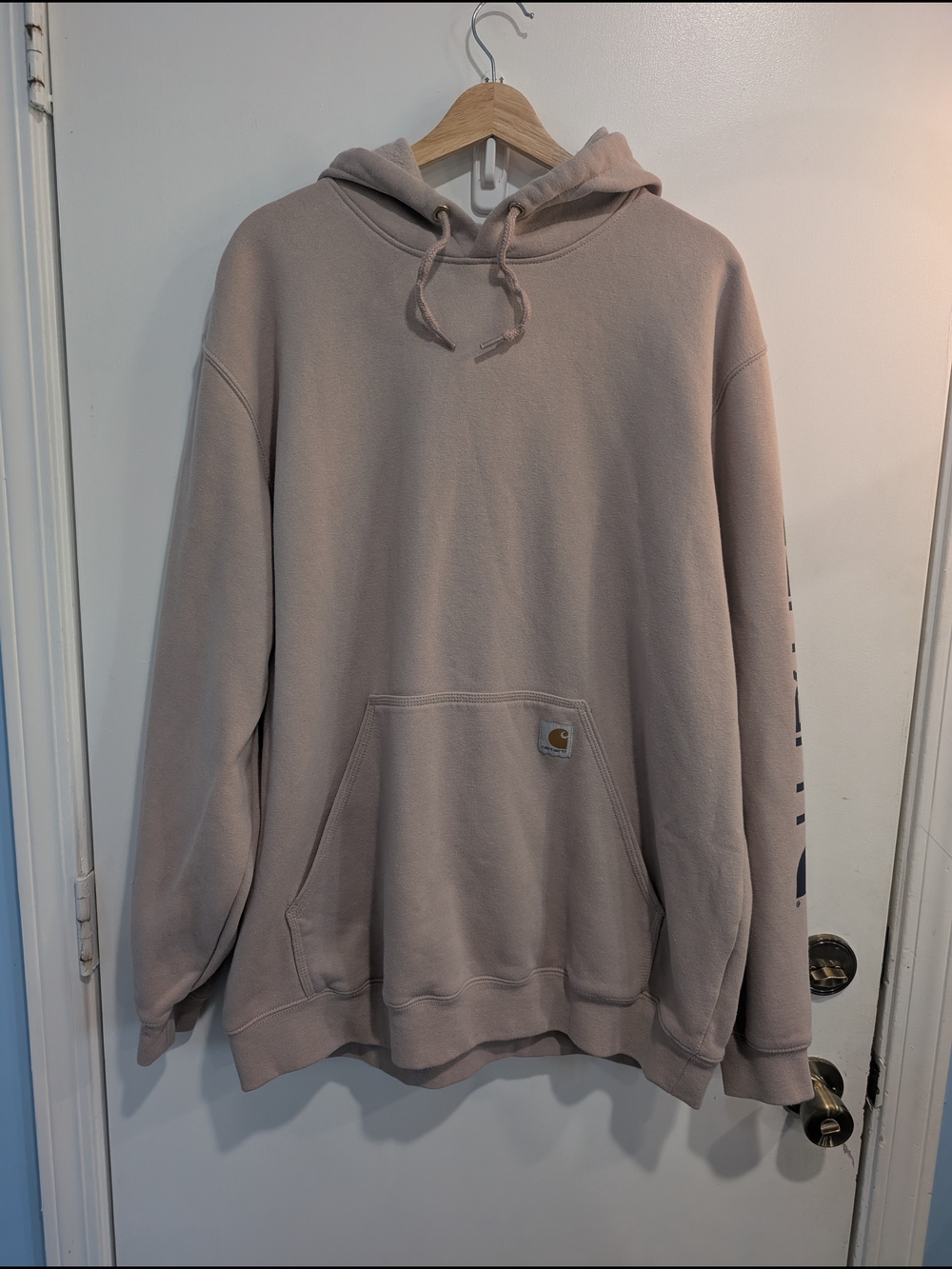 Carhartt Men’s Loose Fit Hoodie Pullover Sweatshirt in Light Taupe/Pink Size XL